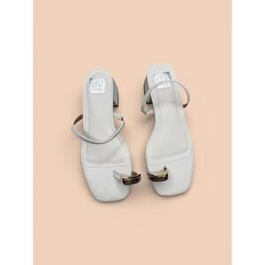 DV Dolce Vita Nillie White Heeled Sandals Women’s Size 7 Gold Accent